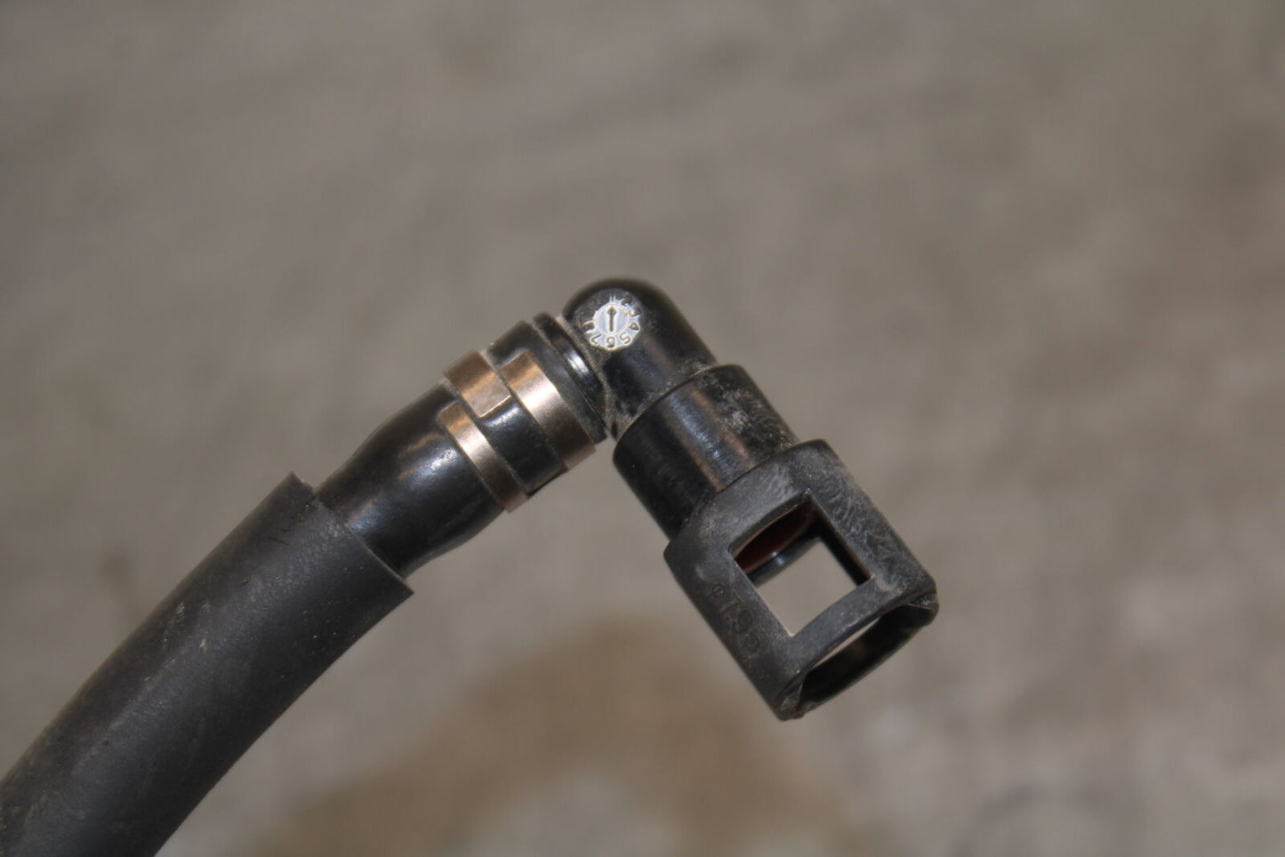 13-15 HONDA CBR500R FUEL HOSE GAS LINE TUBE PIPE BB704