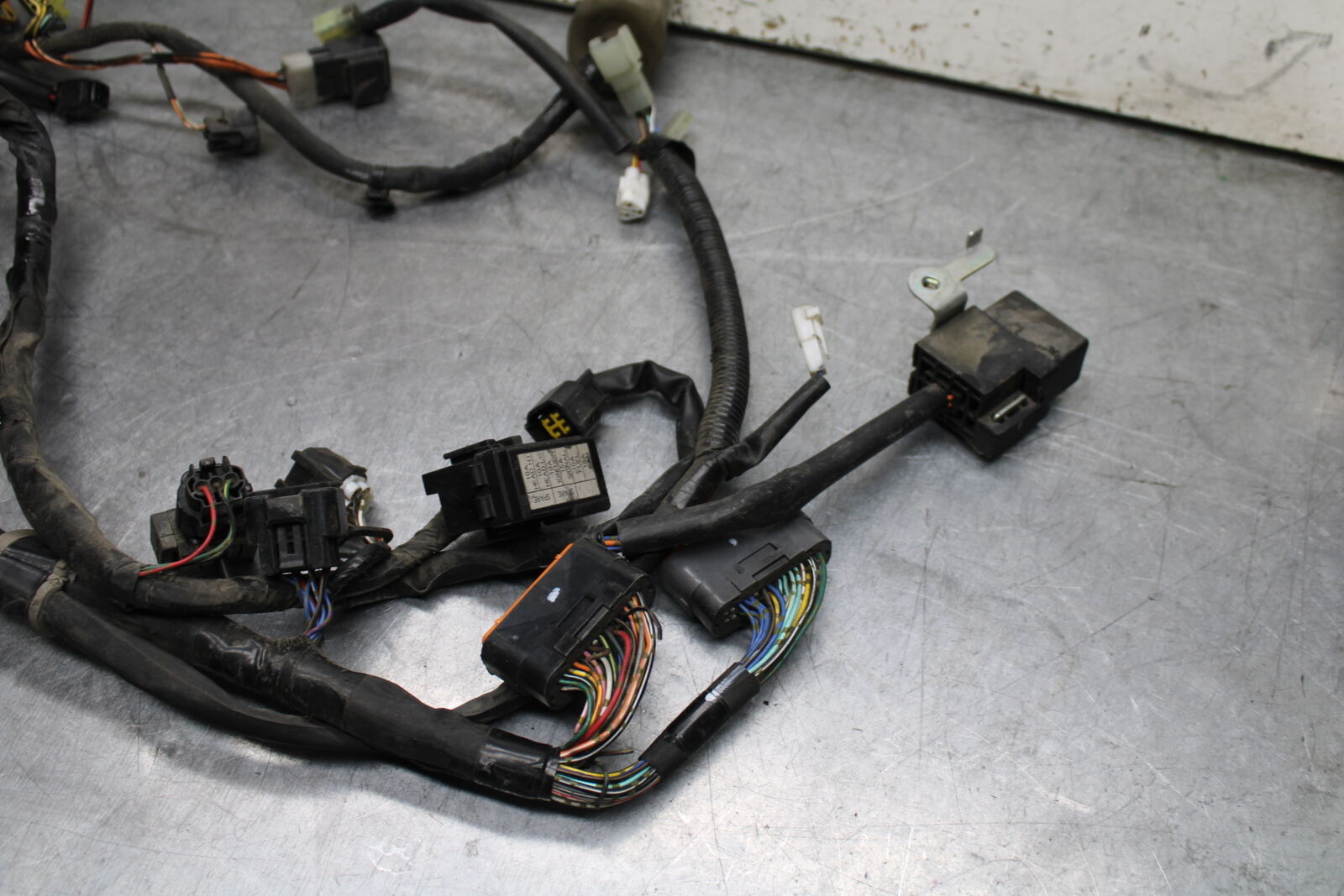 06-07 SUZUKI GSXR 600 MAIN ENGINE WIRING HARNESS MOTOR WIRE LOOM BB737