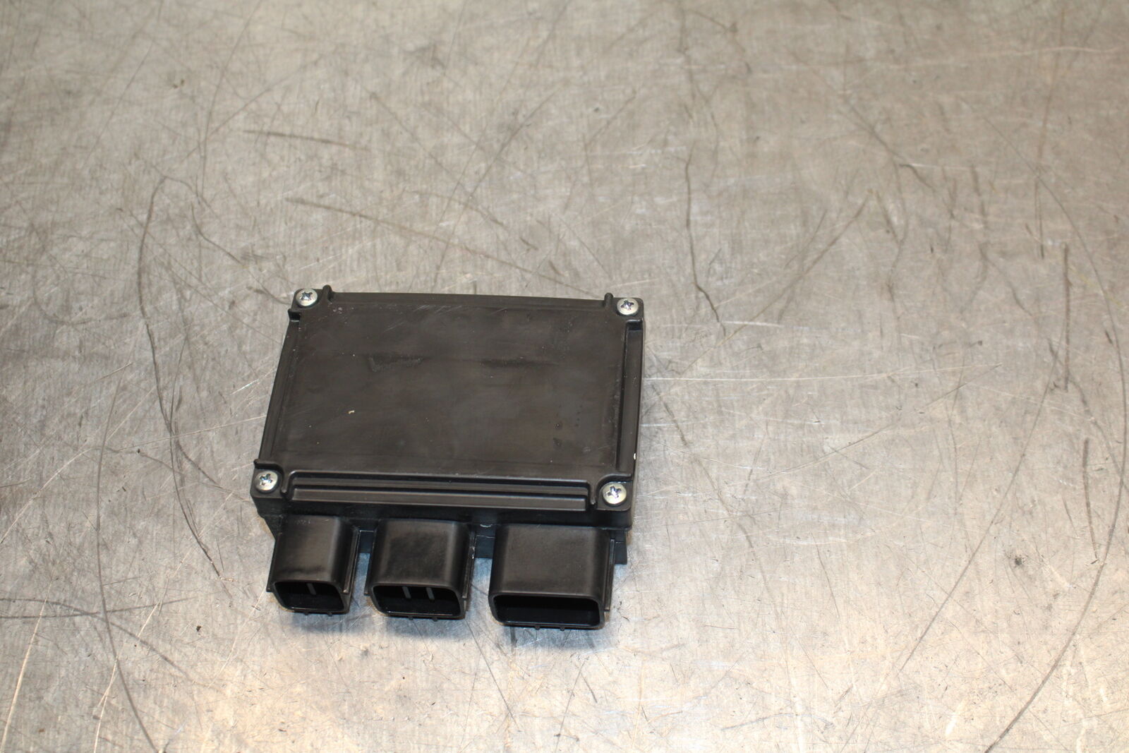 19-22 KAWASAKI Z400 RELAY ASSEMBLY FUSE BOX BB738