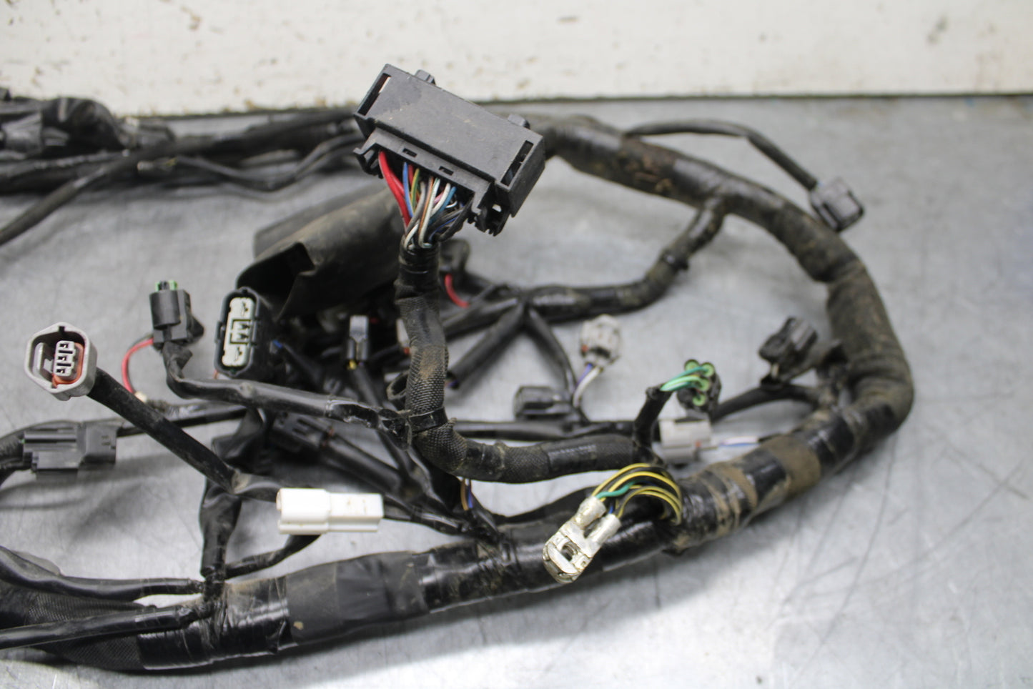 24-25 KAWASAKI NINJA ZX6R MAIN ENGINE WIRING HARNESS WIRE LOOM BB726