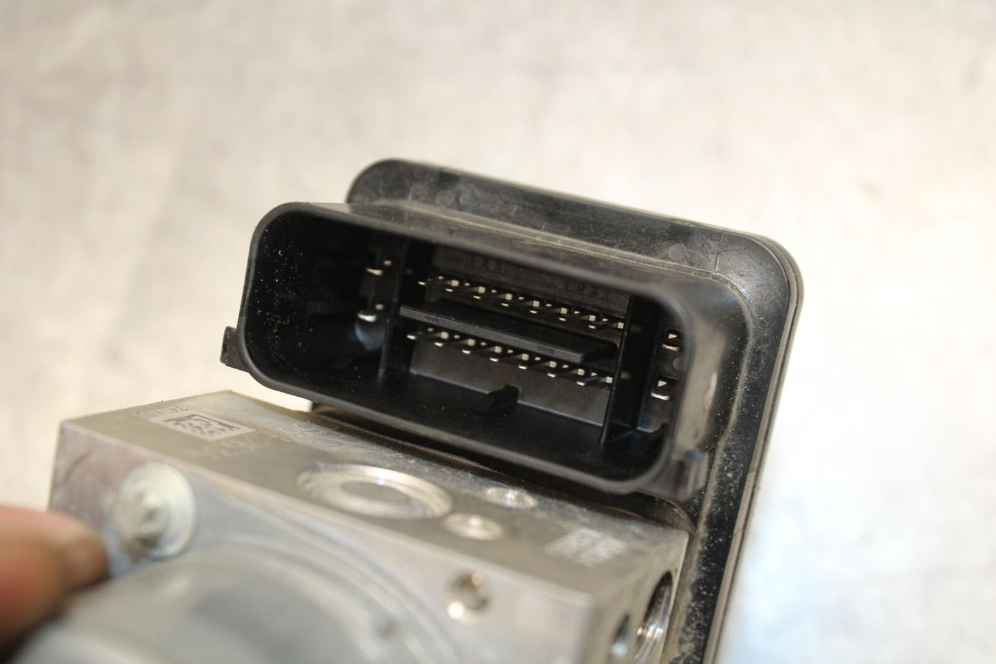 18-24 KAWASAKI NINJA 650 ABS PUMP UNIT MODULE BB725