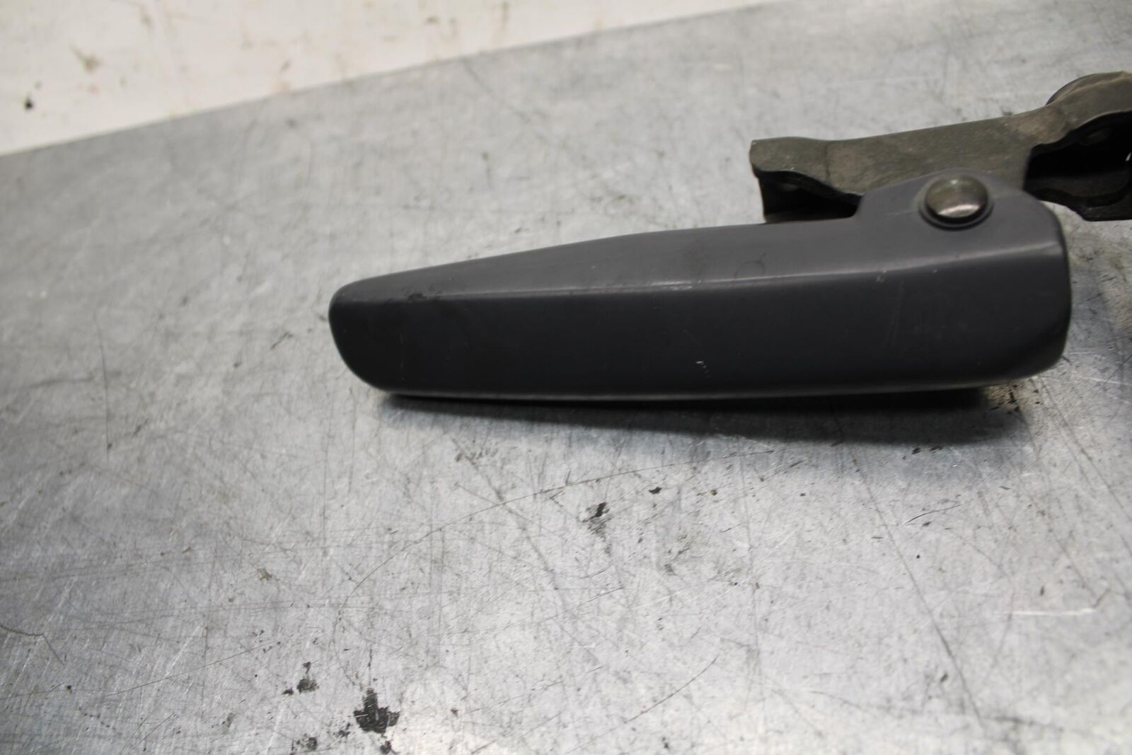 2001 Honda ST1100  GRAB BAR HANDLE  BB77