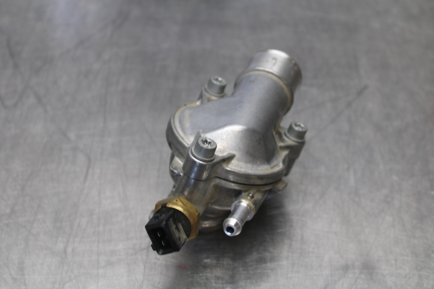 10-11 BMW S1000RR THERMOSTAT W HOUSING ASSEMBLY BB168