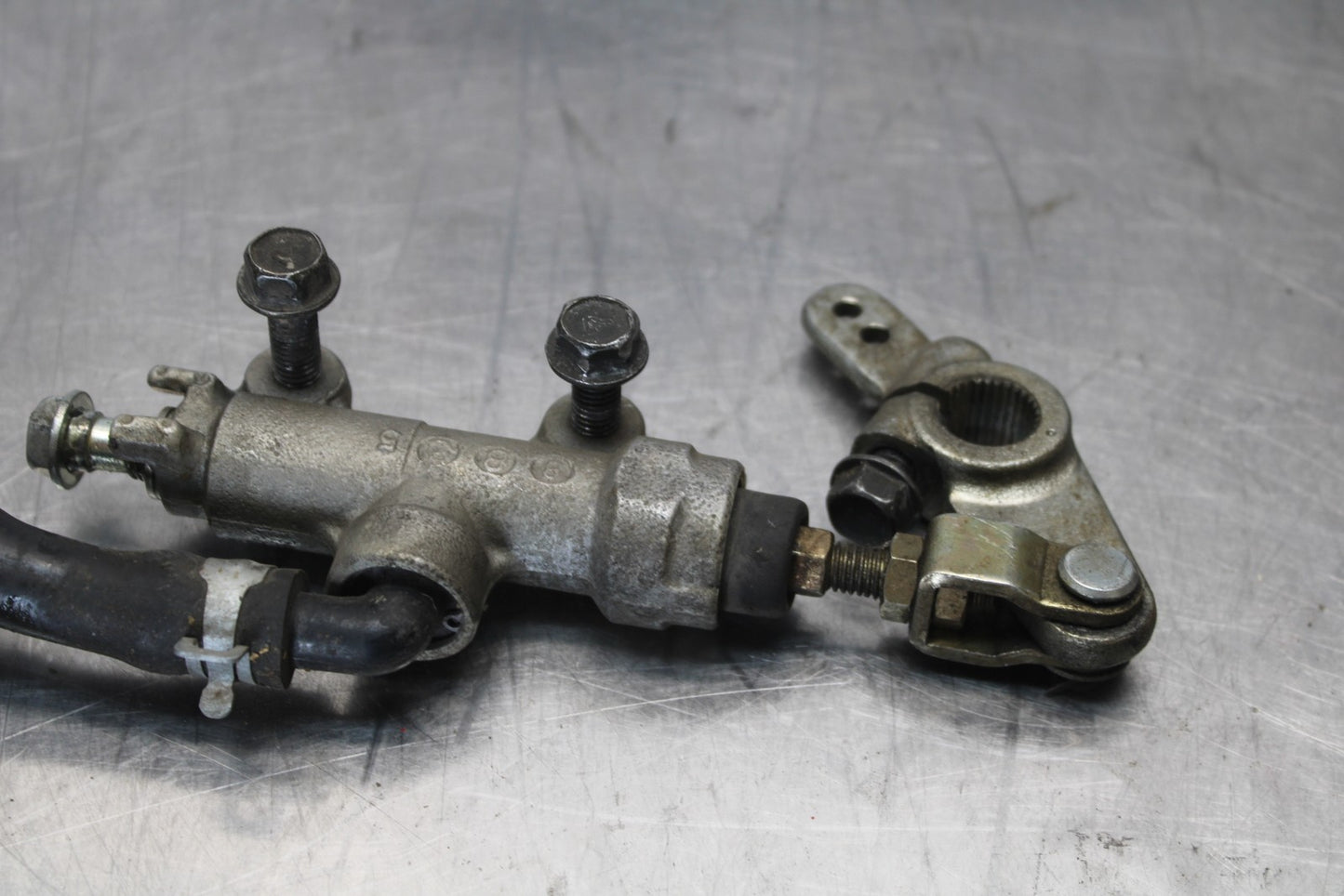 03-08 KAWASAKI VULCAN 1600 REAR BACK BRAKE MASTER CYLINDER W RESERVOIR BB196