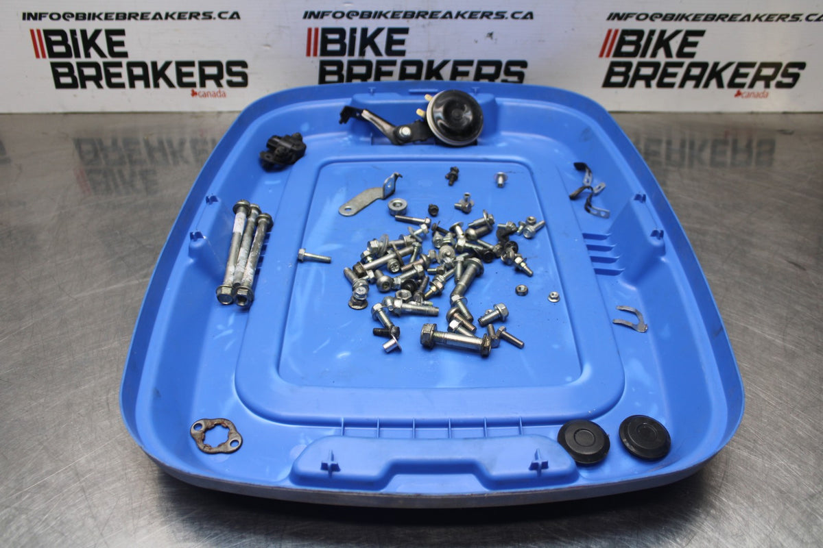 08 HONDA CBR125R BOLTS HARDWARE MOTOR SCREWS BB839