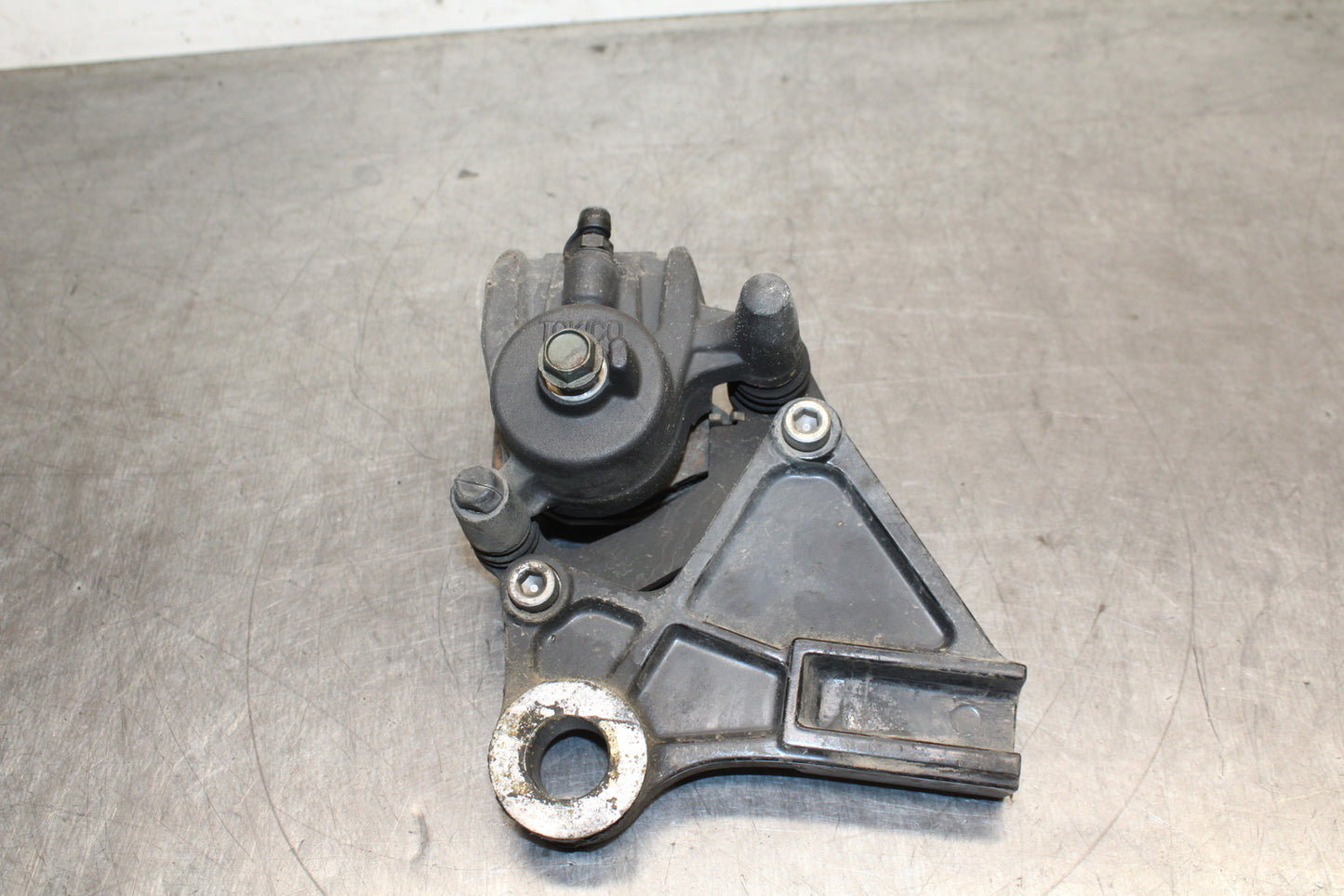 07-09 KAWASAKI VERSYS 650 REAR BACK BRAKE CALIPER W MOUNT BRACKET BB125