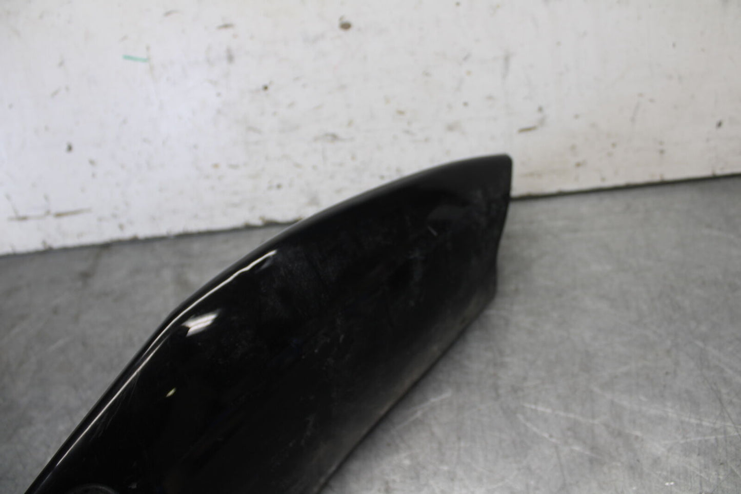 06-07 SUZUKI GSXR 600 LEFT REAR BACK TAIL FAIRING COWL SHROUD BB694