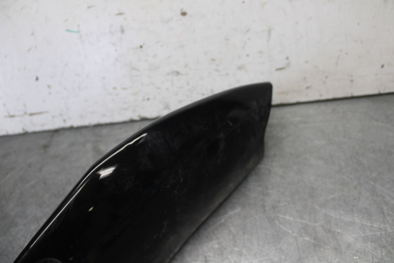 06-07 SUZUKI GSXR 600 LEFT REAR BACK TAIL FAIRING COWL SHROUD BB694