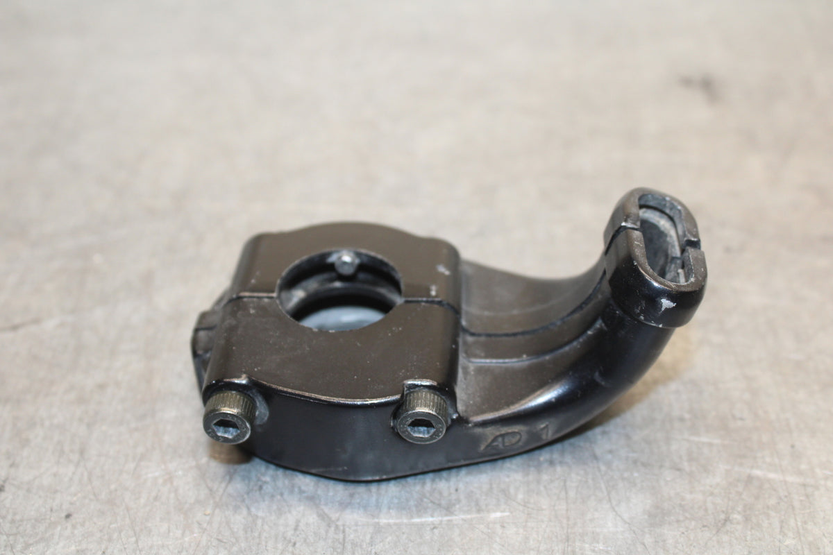 07-08 YAMAHA YZF R1 THROTTLE CABLE LINE HOUSING GUIDE BB675