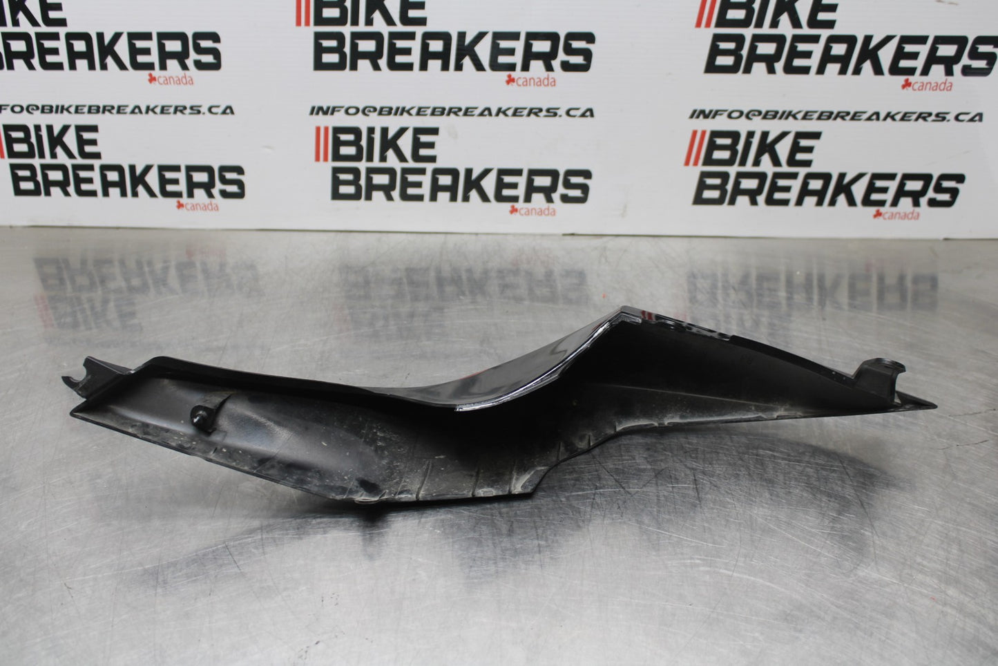 08 KAWASAKI NINJA ZX10R RIGHT REAR BACK TAIL FAIRING COWL SHROUD BB201