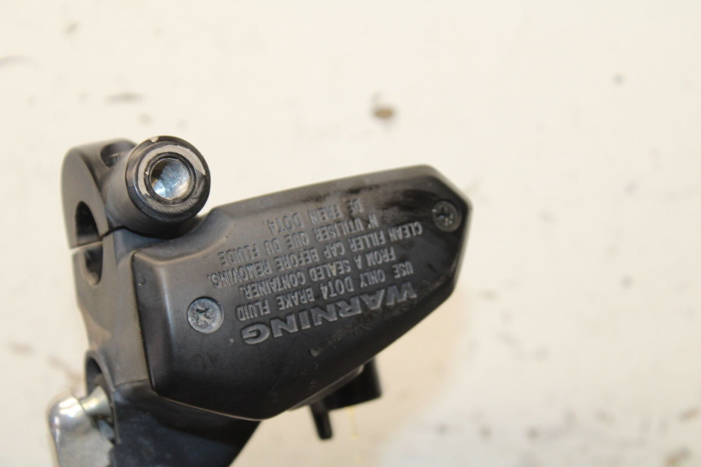 12-17 KAWASAKI ER-6N Z650 FRONT BRAKE MASTER CYLINDER w/ LEVER BB709