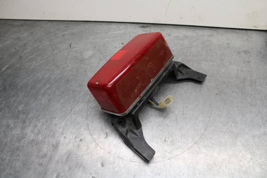 80-81 YAMAHA XS1100 SPECIAL TAILLIGHT REAR TAIL BRAKE LIGHT BB123
