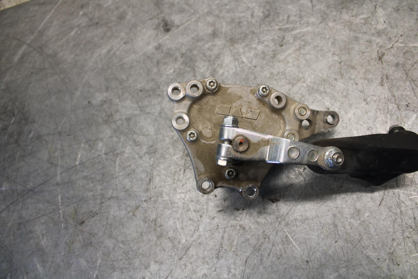2009 Honda CBR600RR STEERING DAMPER STABILIZER 53700-MFJ-D01 BB536