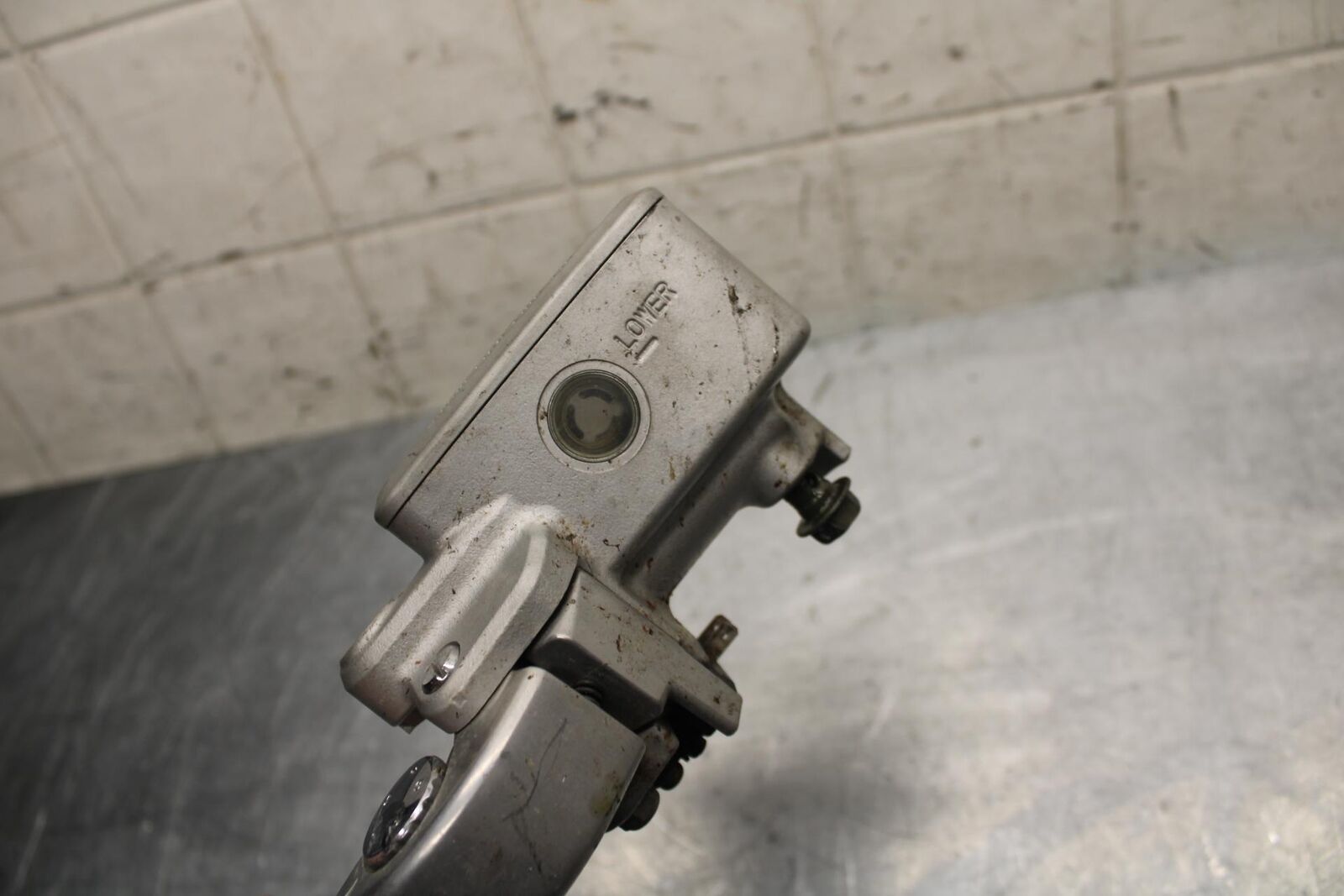 06-09 SUZUKI M109R BOULAVARD FRONT BRAKE MASTER CYLINDER BB501