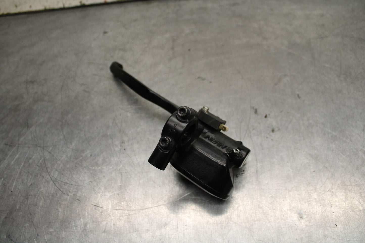19-22 KAWASAKI Z400 FRONT BRAKE MASTER CYLINDER w/ LEVER BB738