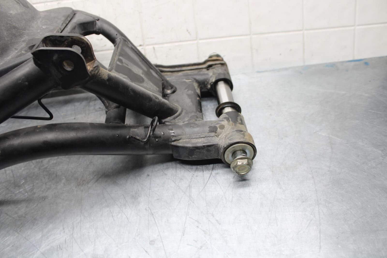 15-17 KAWASAKI EX 650 NINJA  EX 650 ABS SWINGARM BACK SUSPENSION SWING ARM BB494