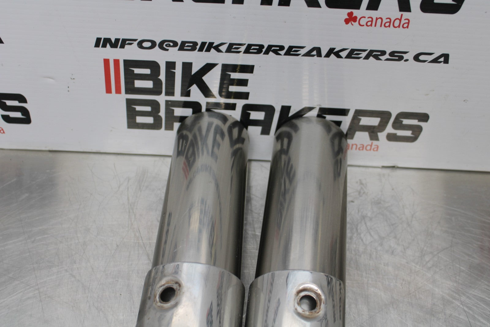 08 KAWASAKI VULCAN 900 FRONT FORK COVER GUARD SHIELD COWL SET KIT BB184