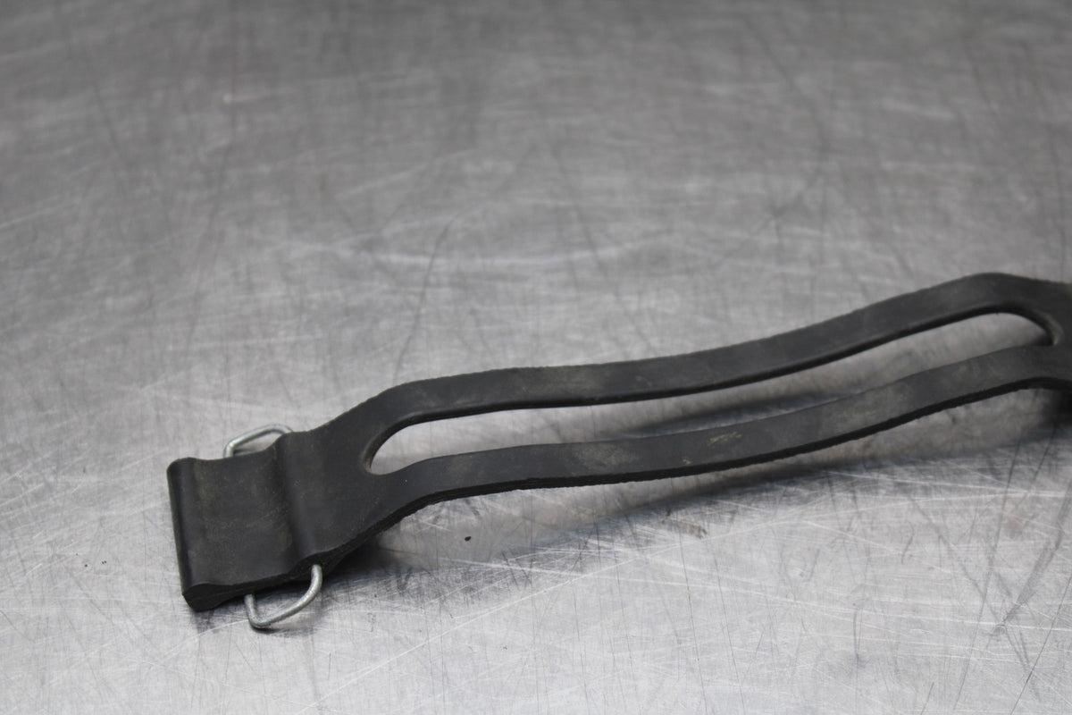 08 KAWASAKI NINJA ZX10R BATTERY HOLD DOWN CLAMP STRAP BB902