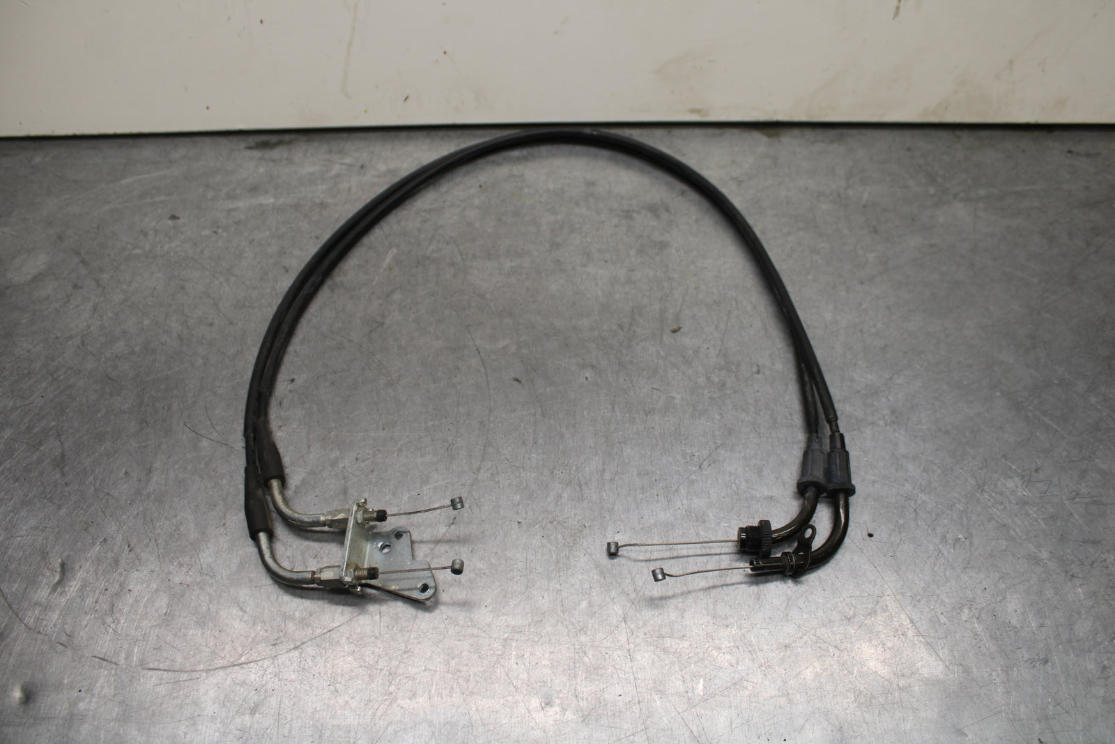 07-08 SUZUKI BURGMAN 650 THROTTLE CABLE LINE BB123