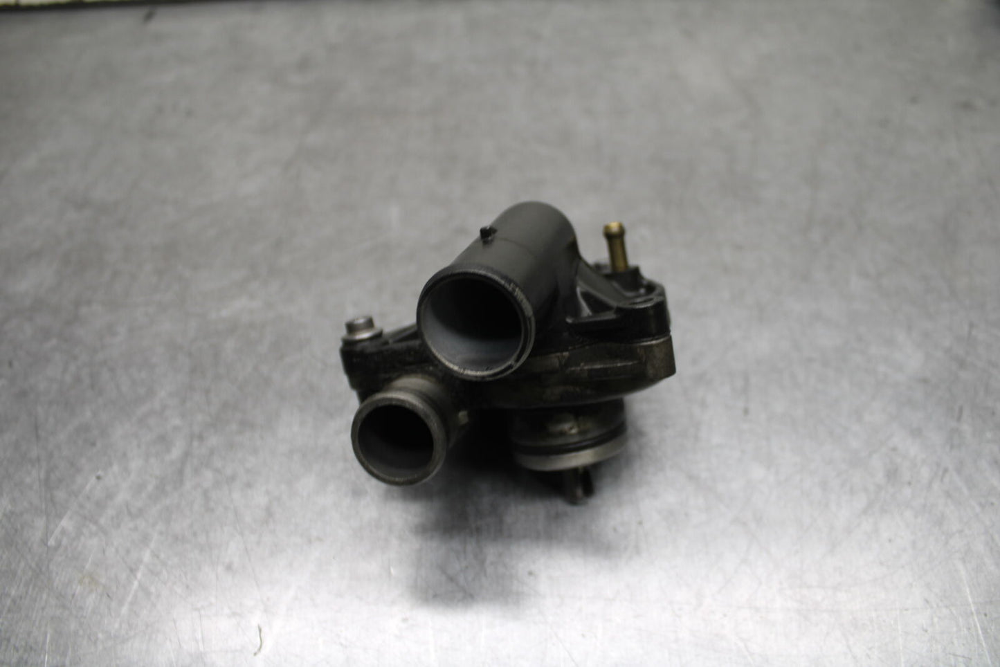 06 YAMAHA YZF R6 ENGINE WATER COOLANT PUMP  BB716