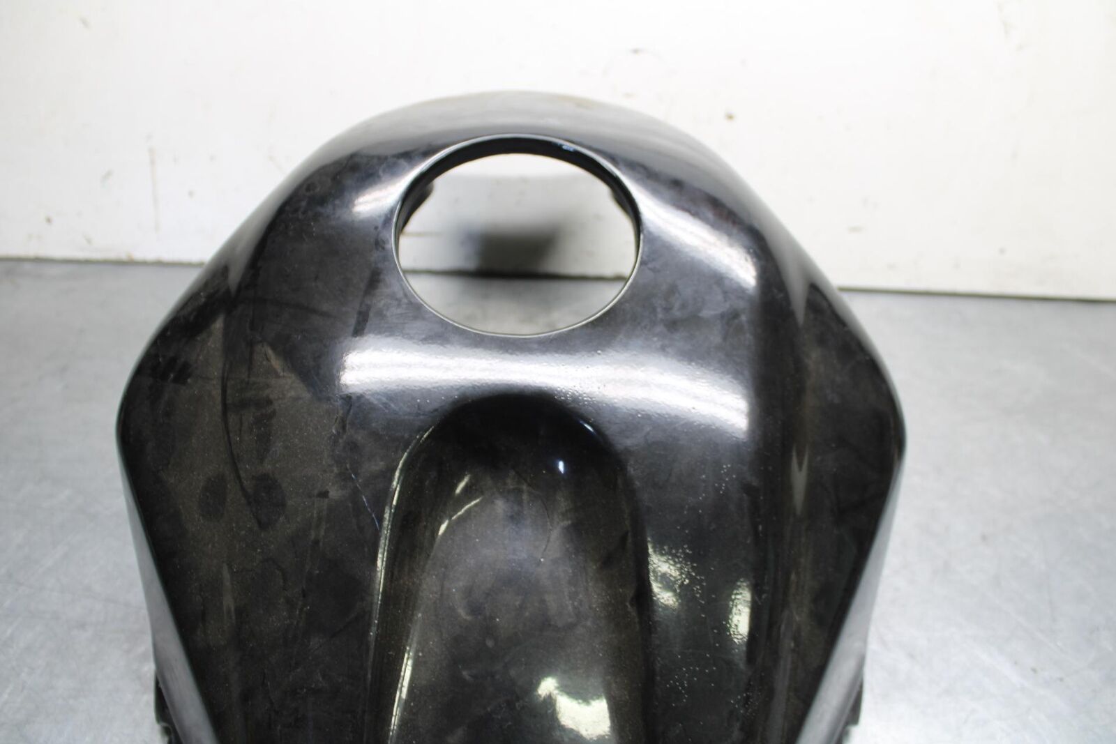 05-06 HONDA CBR600RR GAS TANK FUEL CELL COVER FAIRING COWL BB636