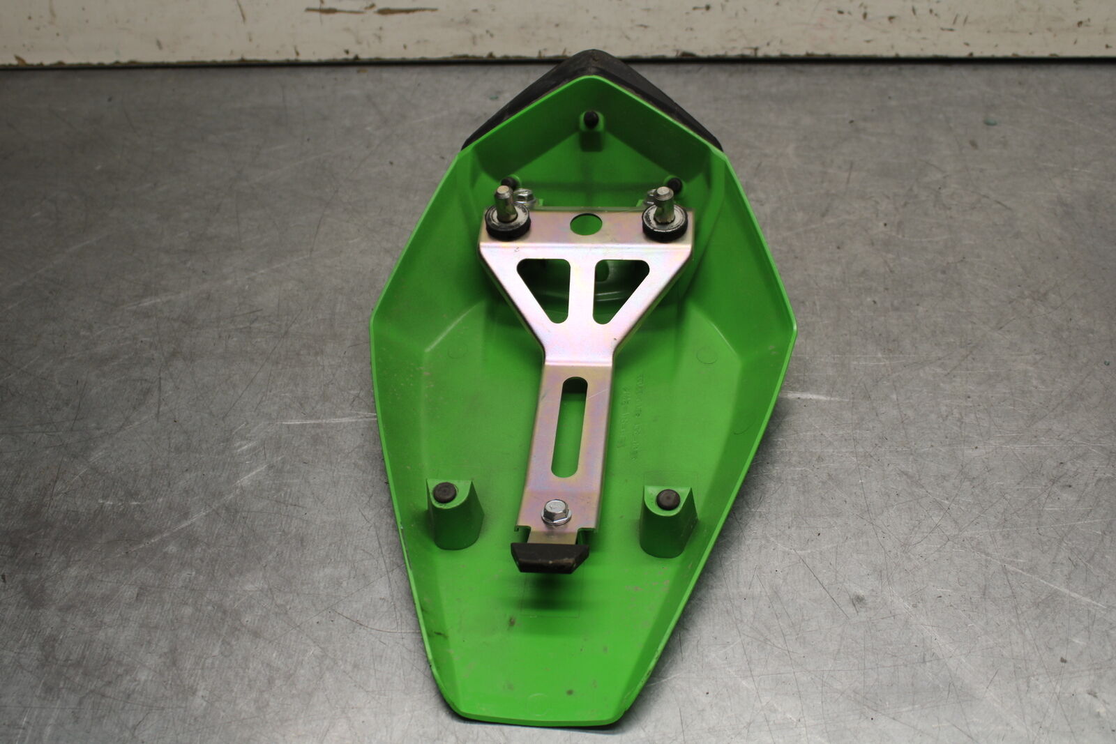 16 KAWASAKI NINJA ZX10R REAR SEAT SOLO COWL FAIRING COVER 99994-0667-51B BB650