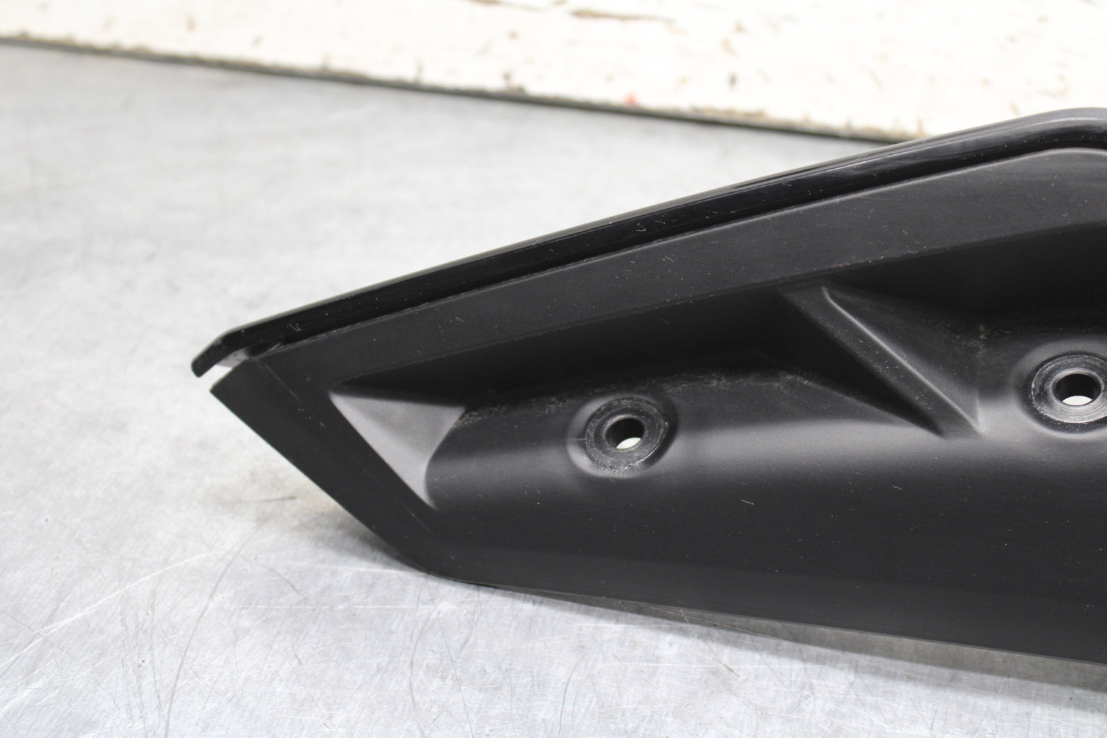 17-24 KTM 390 DUKE RIGHT REAR BACK TAIL FAIRING COWL SHROUD BB734