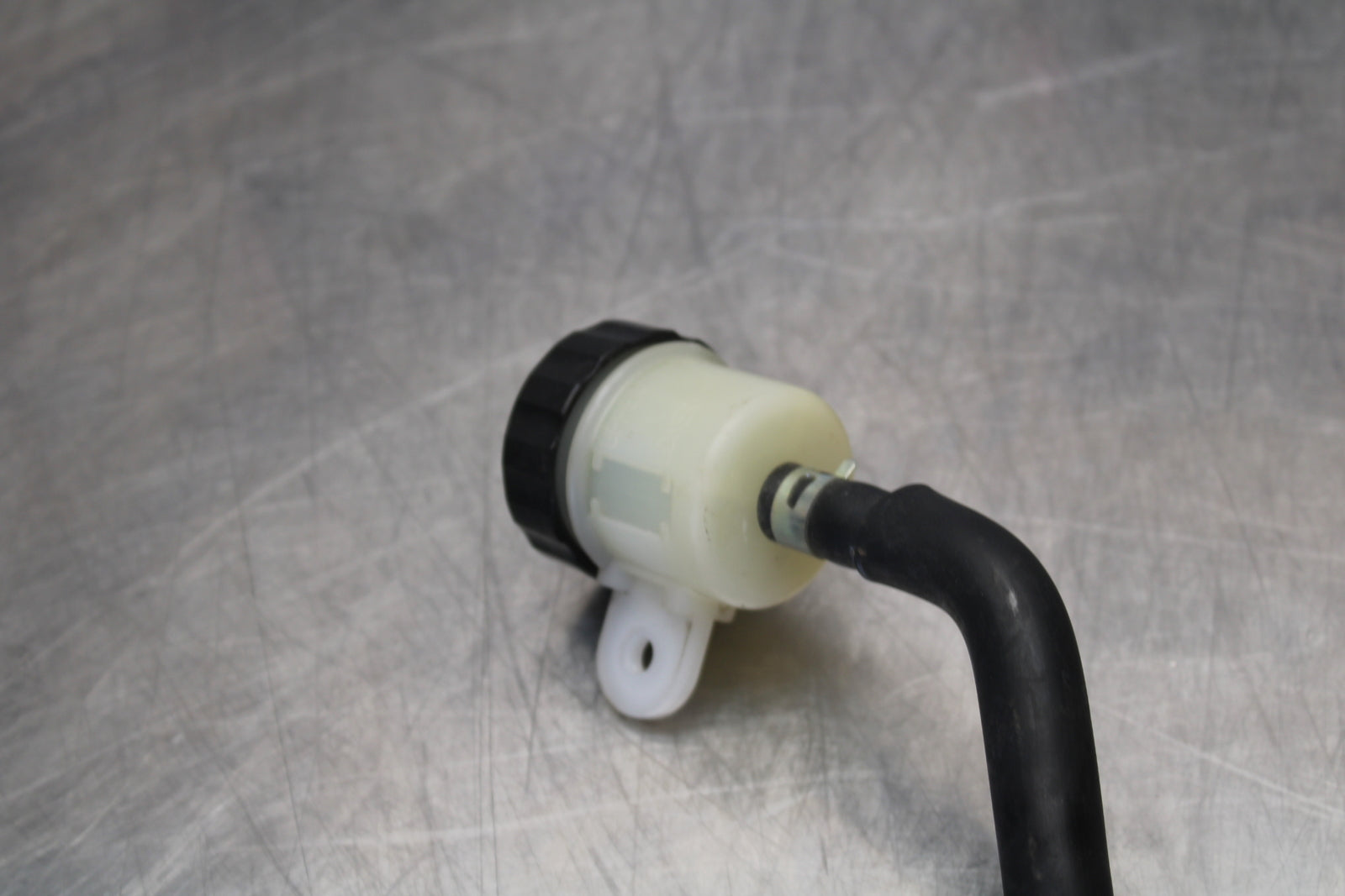 09-15 YAMAHA FZ6R REAR BACK BRAKE MASTER CYLINDER W RESERVOIR BB161
