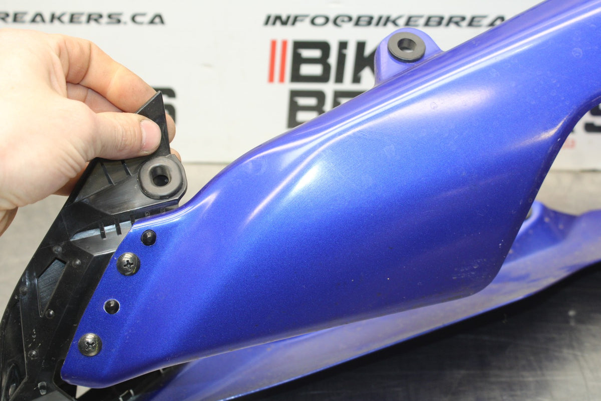 22-25 YAMAHA YZF R7 LOWER BOTTOM BELLY FAIRING COWL BB583