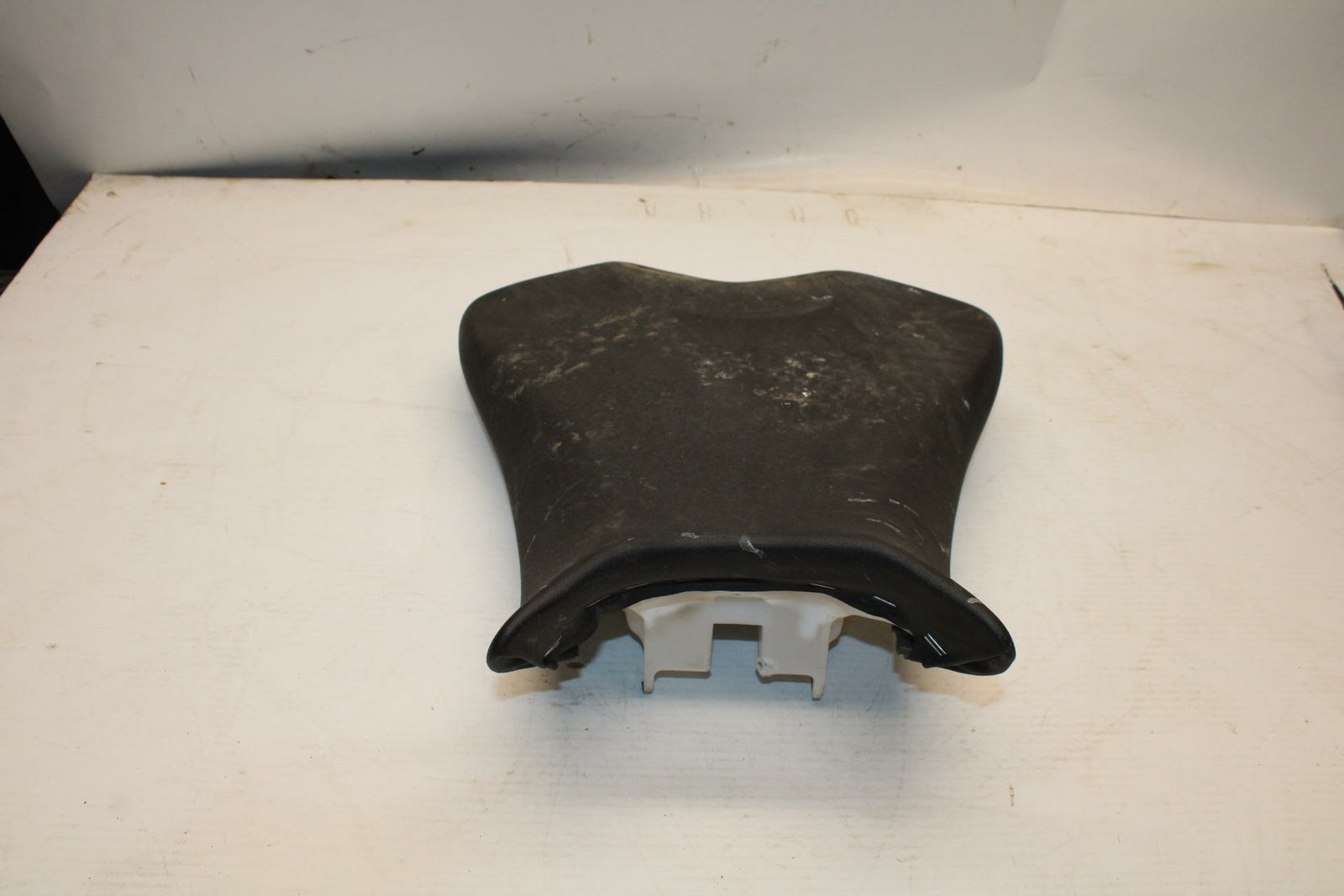 13-18 KAWASAKI NINJA ZX6R FRONT DRIVERS SEAT PAD SADDLE PILLION BB353