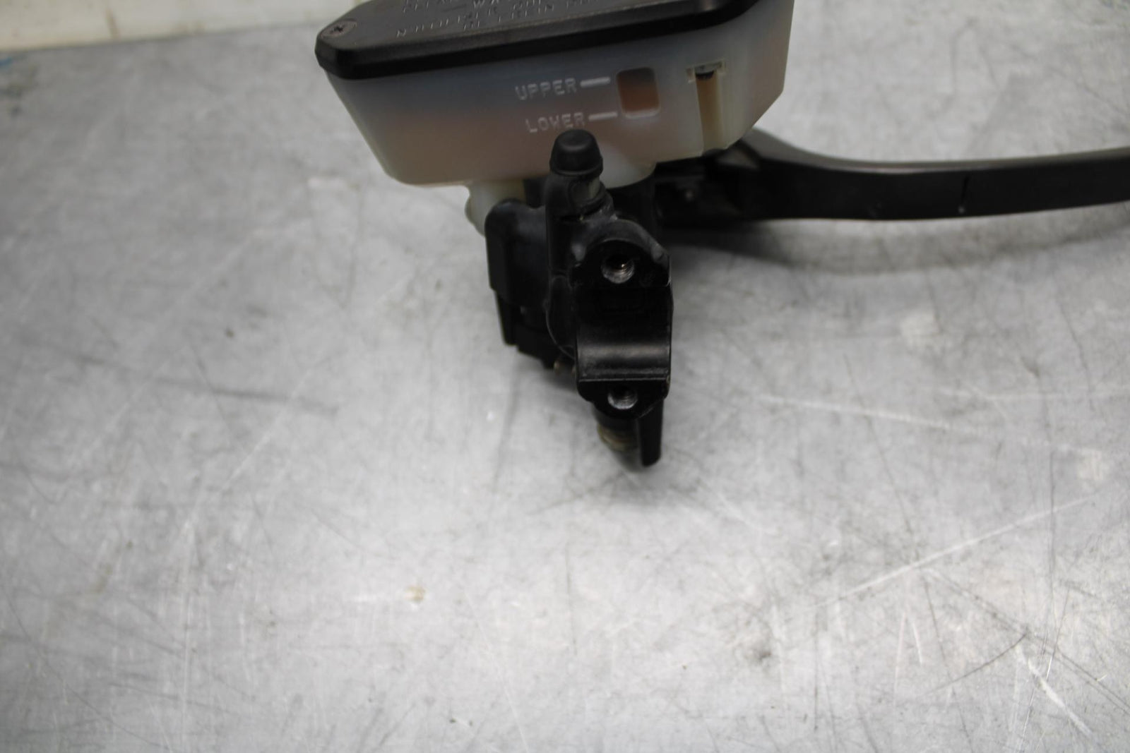 07-08 KAWASAKI CONCOURS 1400 ABS FRONT BRAKE MASTER CYLINDER w/ LEVER BB449