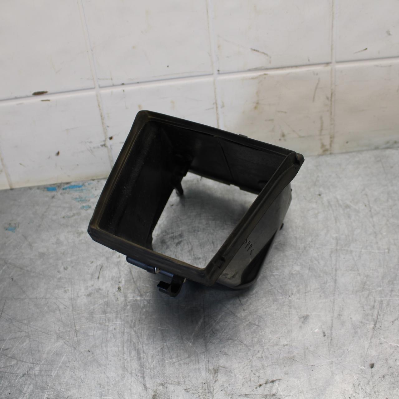 08-16 YAMAHA YZF R6 RAM AIR INTAKE TUBE DUCT BB436