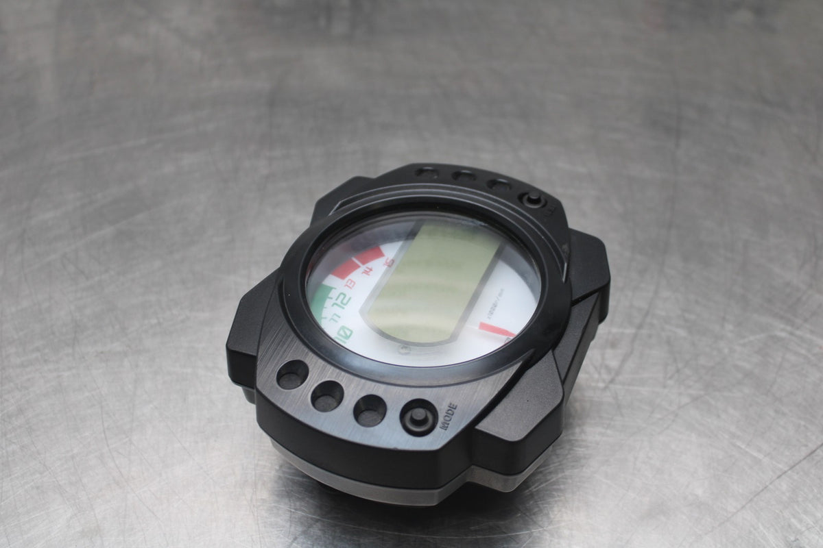 08 KAWASAKI NINJA ZX10R SPEEDO TACH GAUGES DISPLAY CLUSTER SPEEDOMETER BB902