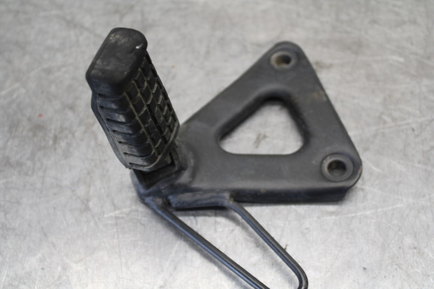 08-18 KAWASAKI KLR650 LEFT REAR BACK PASSENGER PEG BB707