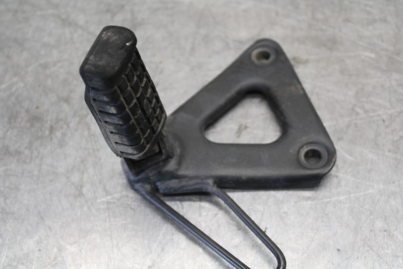 08-18 KAWASAKI KLR650 LEFT REAR BACK PASSENGER PEG BB707