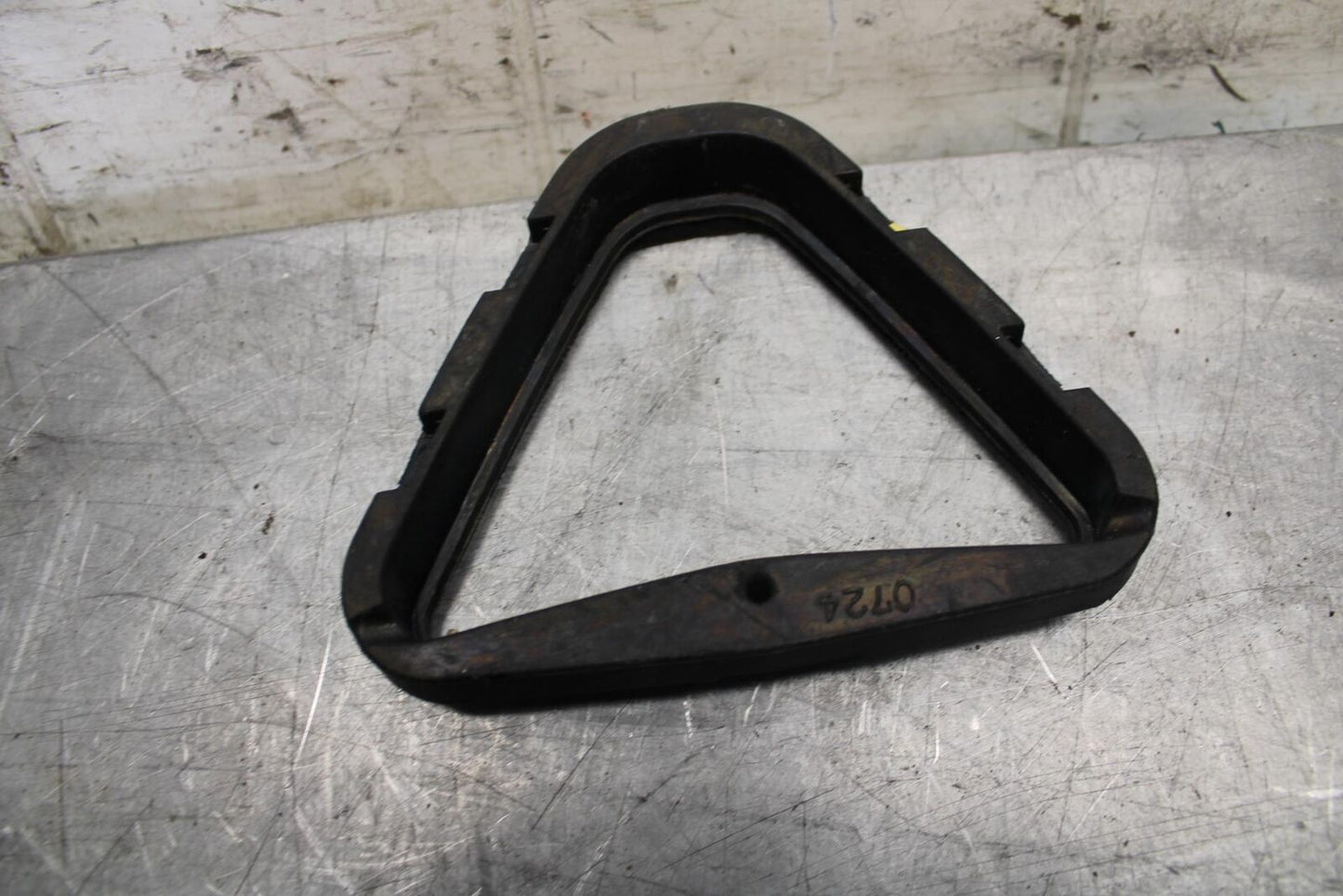 19-20 KAWASAKI NINJA ZX6R AIR INTAKE GRILL BB517