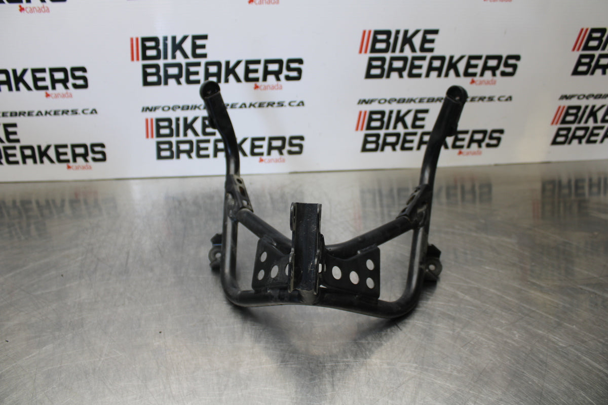 04-09 SUZUKI GS500F UPPER FAIRING MIRROR GAUGES STAY BRACKET BB165