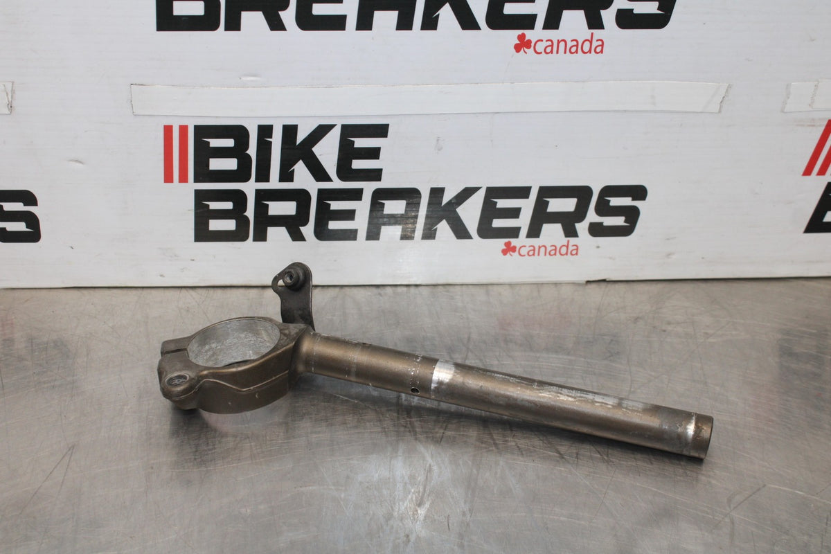03-04 KAWASAKI NINJA ZX6R OEM RIGHT CLIP ON HANDLEBAR BB397
