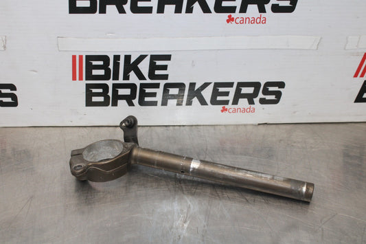 03-04 KAWASAKI NINJA ZX6R OEM RIGHT CLIP ON HANDLEBAR BB397