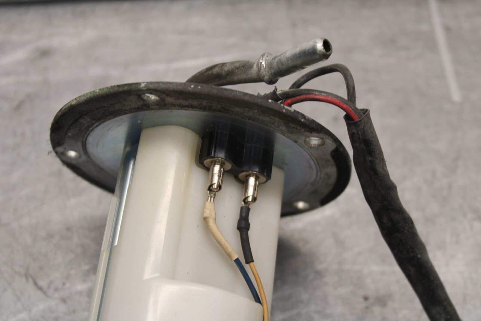 09-12 KAWASAKI NINJA ZX6R FUEL PUMP GAS PETROL SENDER UNIT 49040-0023 BB656