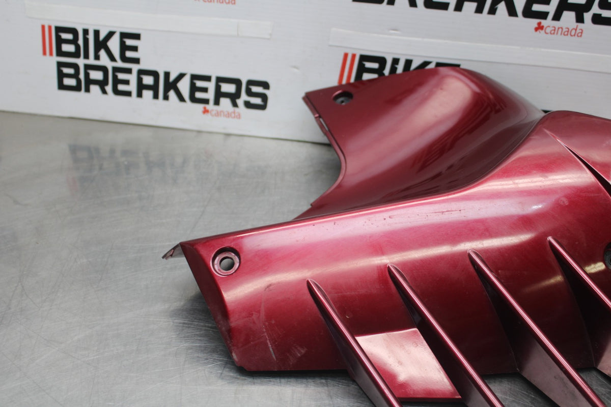 09 KAWASAKI CONCOURS 14 ZG1400B RIGHT SIDE FAIRING COWL PLASTIC BB875