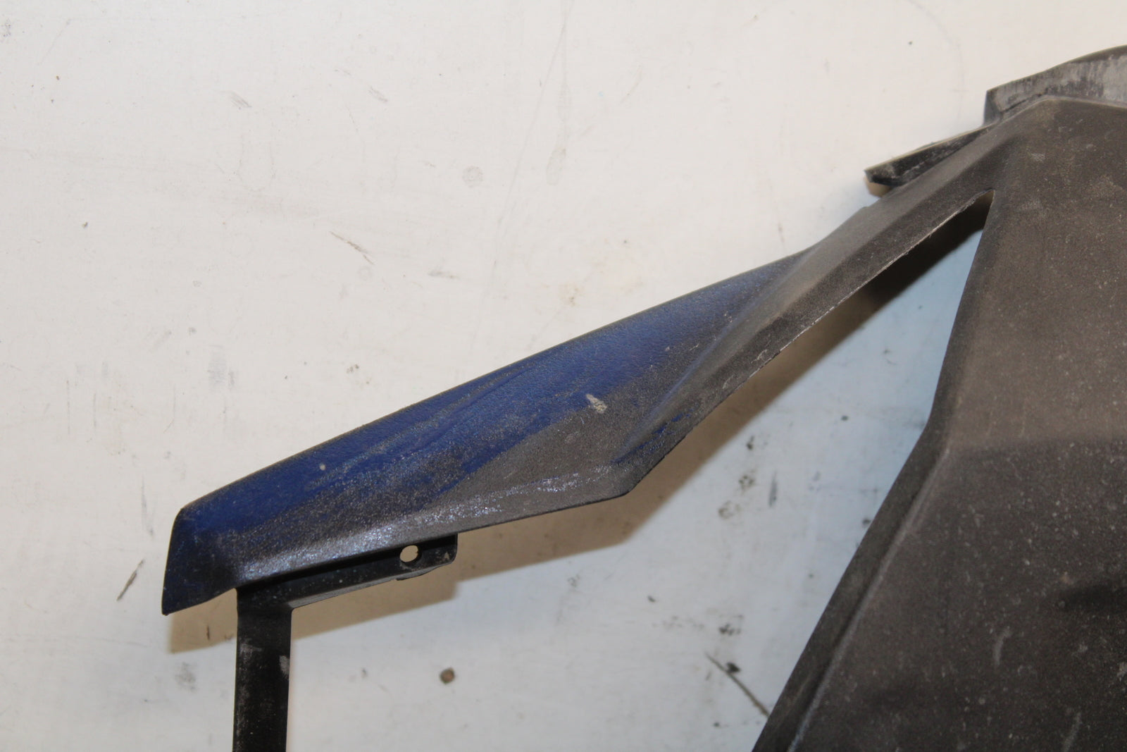 19-22 KAWASAKI Z400 REAR UNDERTAIL & BATTERY TRAY FAIRING COWL FENDER BB708