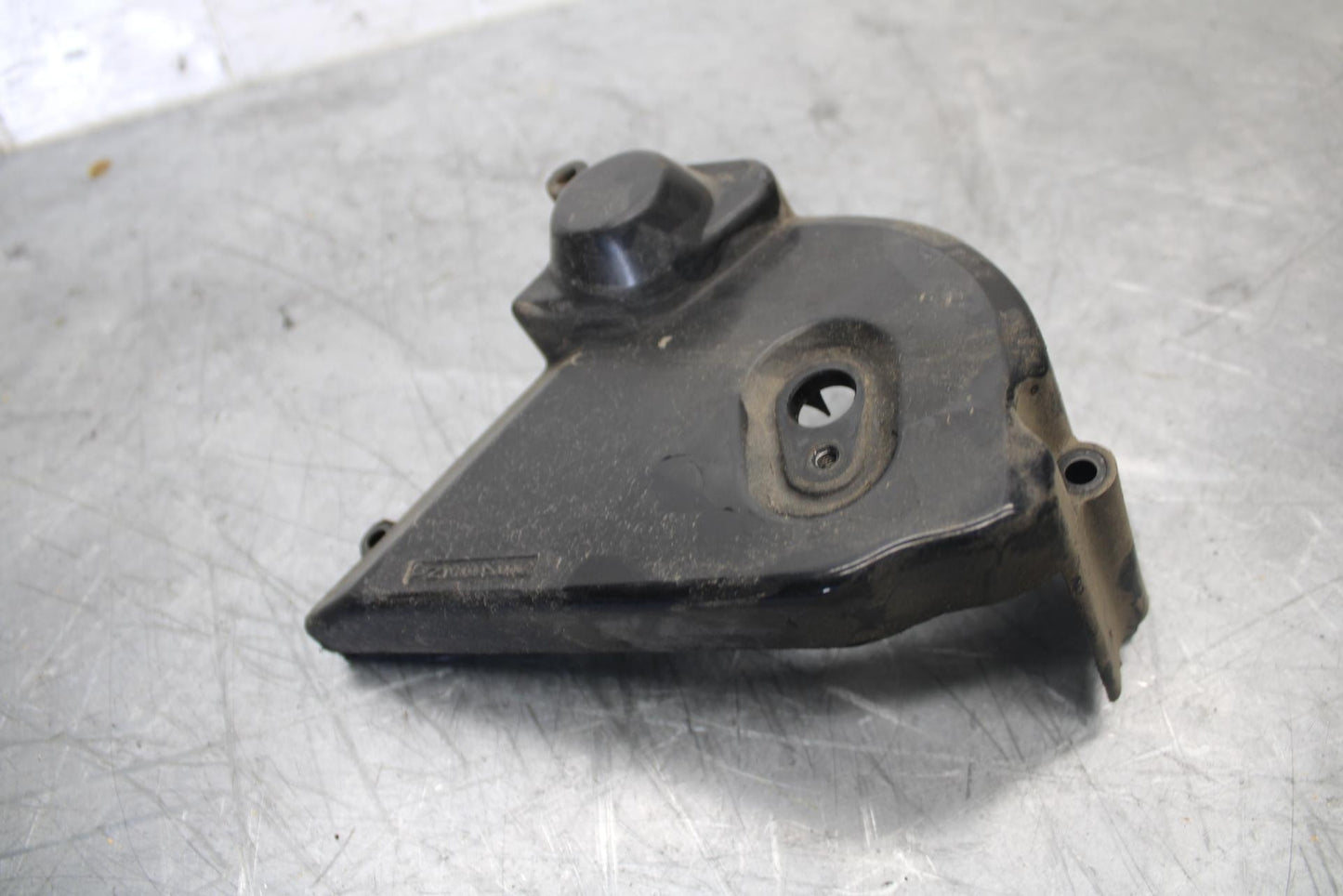 1998 Suzuki TL1000S ENGINE SPROCKET COVER BB508