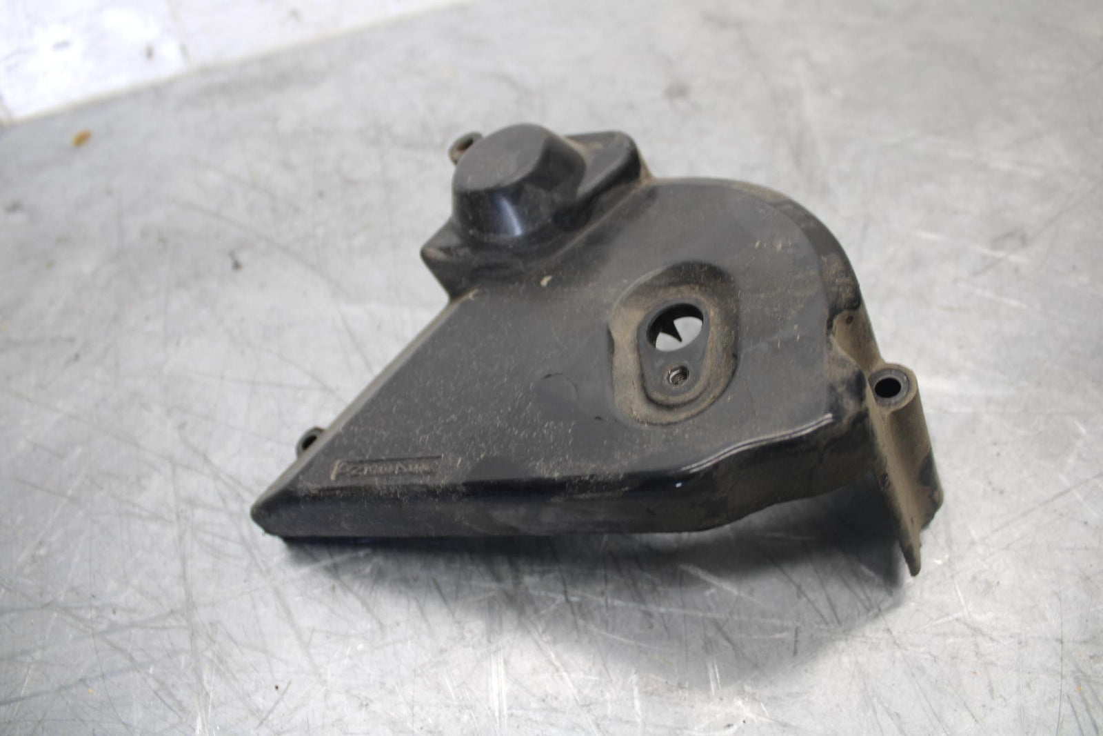 1998 Suzuki TL1000S ENGINE SPROCKET COVER BB508