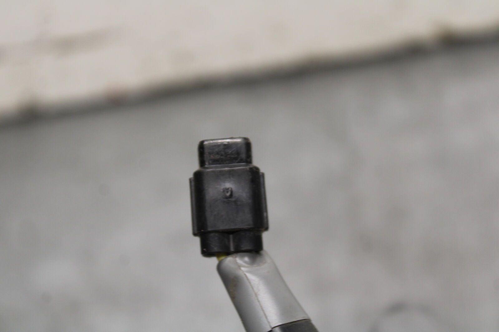 22-24 YAMAHA XSR900 REAR BACK BRAKE SENSOR BB710