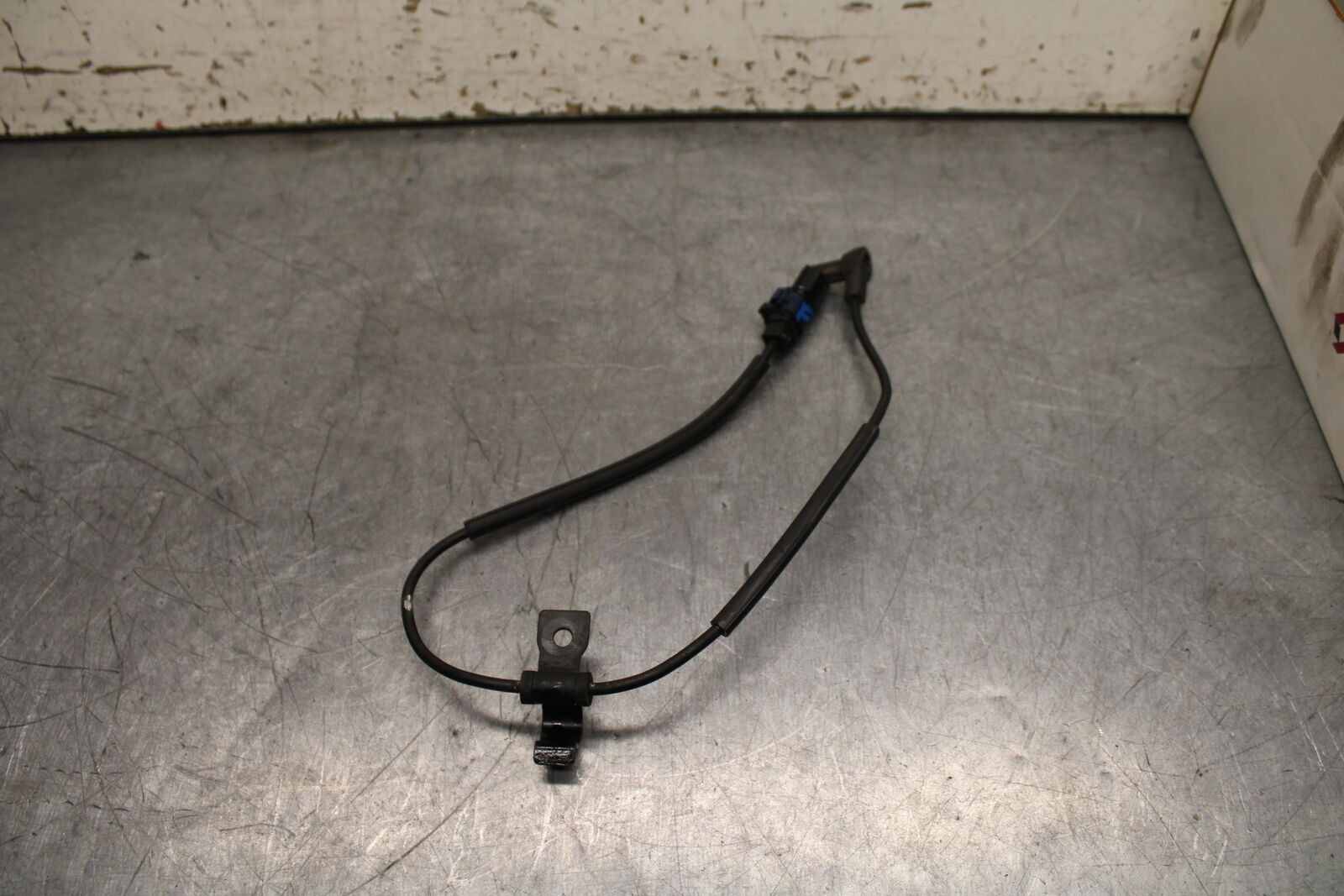19-22 KAWASAKI Z400 FRONT ABS BRAKE SENSOR BB738
