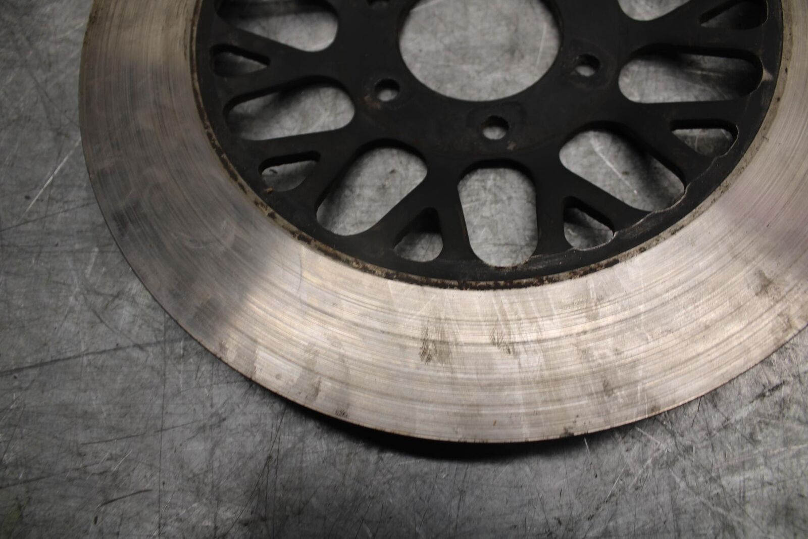 1982 Suzuki GS450L FRONT BRAKE DISC ROTOR BB52