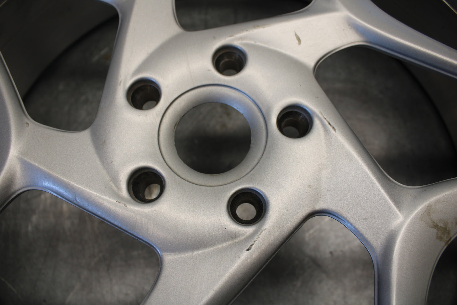 06-12 BMW F800ST REAR WHEEL BACK RIM BB291