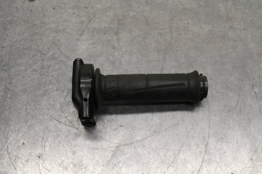 12-13 KAWASAKI Z1000 THROTTLE CABLE LINE HOUSING GUIDE BB743