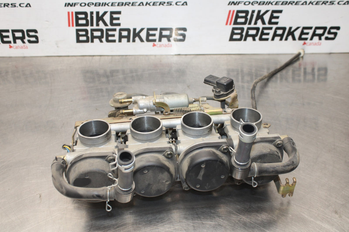 05 YAMAHA YZF R6 MAIN FUEL INJECTORS / THROTTLE BODIES BB858